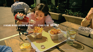 Heinz Ketchup: Waiting, 1